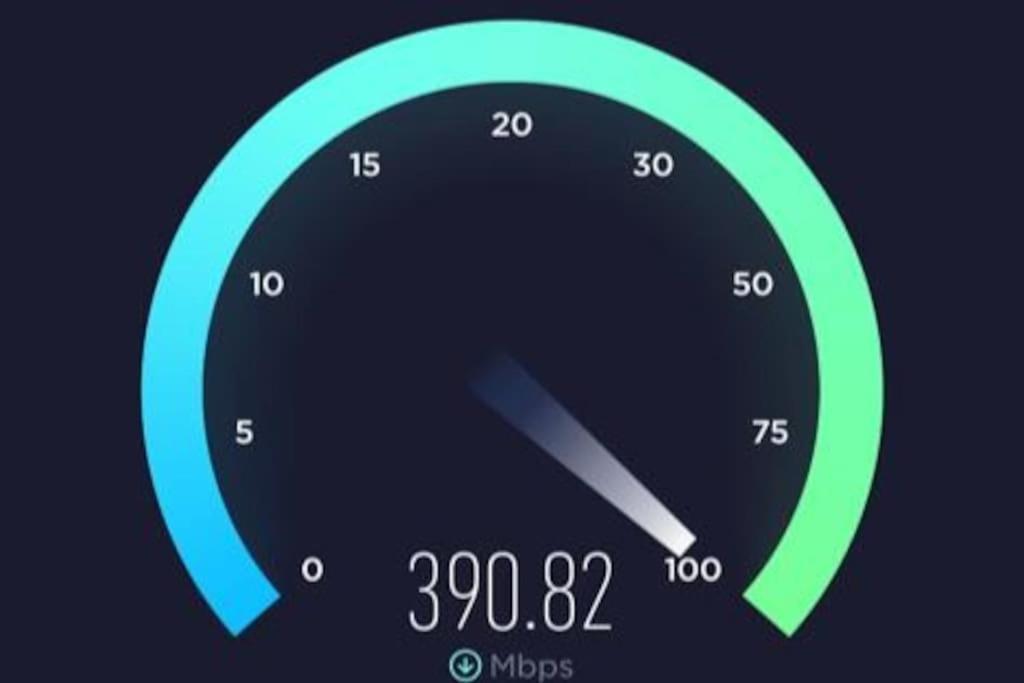 George24 - Spectacular, 5 Minutes To The Beach New Quay Εξωτερικό φωτογραφία